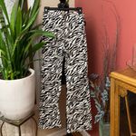 ZOVEN TROUSER IN 90'S ZEBRA BLACK AND WHITE Photo 5