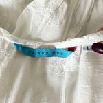 Johnny Was White Embroidered Bell Sleeve Boho Peasant Blouse Top Size Large Photo 2