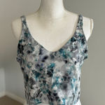 Lululemon  Crop Tank Top Floral Print Sleeveless Athletic‎ Casual Size 14 Photo 0