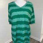 Red Camel VTG Green Striped V-Neck T-Shirt Men’s XXL Casual Oversized Tee Photo 0