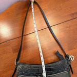 Brighton  Emma Embossed‎ Croc Pebbled Leather Shoulder Bag Adjustable Strap Black Photo 13