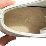 Vionic  Winny Sneakers Size 8 White Leather NIB Comfort Lace Up Classic Normcore Photo 9