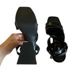 Abound  Women’s Tracy Puffy Strap Black Chunky Platform Sandals Size 8.5 Photo 5