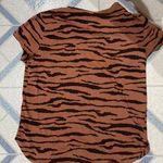 H&M  Tiger Print T-Shirt Photo 2