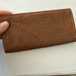 Leaders Vintage Brown Tooled Leather Floral Embossed Checkbook Wallet Photo 3