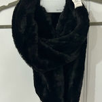West Loop  Faux Fur Black Scarf One Size NWT Photo 0