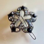 NWOT Rhinestone Flower Hair Clip Black Photo 0