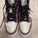 Jordan Women’s Air  1 Mid Photo 5