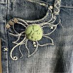 Miss Me  Thick Stitch Embellished‎ Floral Denim Capris Photo 4