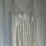 Nightgown White Photo 0