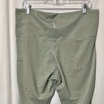 Nike Dri Fit 7/8 Leggings with Rainbow Stripe Size XXL Photo 4