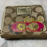 Coach  Poppy Bifold Zip Up Wallet Light Khaki Gold Photo 5