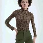 ZARA Animal Leopard Print Turtleneck Knit Top! Size medium (it runs small) Photo 0