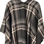 Unbranded OS Black & Gray Plaid Poncho Shawl Wrap With Fringe Edges Size undefined Photo 3