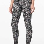 Lululemon Wunder Under High-Rise Tight 28" Full on Luxtreme Size 6 Photo 1