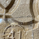 CL by Laundry CL LAUNDRY WOMENS SIZE 10 CARAMEL COLOR FAUX ALLIGATOR THONG STRAP HEEL Photo 13