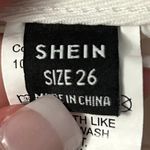 SheIn Jeans Photo 2