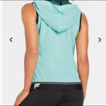 Fabletics Kennedy Nylon zip-up hooded vest Size XS Photo 2