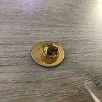 Vintage Mary Kay 1995 Label Pin Photo 1