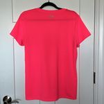Under Armour UA - Neon Loose V-Neck Tee Photo 1