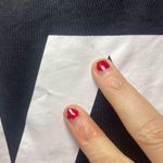 Ivy Park Women’s Cropped Logo Tee Size Medium Relaxed Fit V Neck Black Photo 4