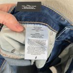 Silver Jeans Womens Curvy Mid Rise Suki Denim Shorts Size 30 Blue Photo 4