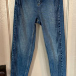BDG Women’s 25x32 Mom Jeans Urban Outfitters Photo 0