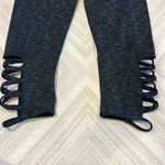 Onzie  Women’s Black & White Weave Cropped Leggings - Size S/M Photo 1