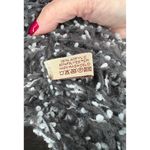 Gray & white open weave knit infinity scarf Photo 2