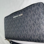 Michael Kors wallet Photo 2