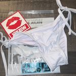 Vixxon Premium Swimwear Cheeky Scrunch Butt White Bottoms, Size Medium NEW Photo 0