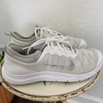 Nike  Women's FI Bermuda Golf Sneaker White Gray Size 7 Photo 7
