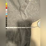 Everyone Welcome sweatshirt Red Size M Photo 5