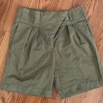 ZARA Basic Green Khaki Pleated Shorts Photo 0