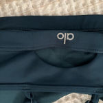 Alo Yoga Alo airlift set  Photo 4