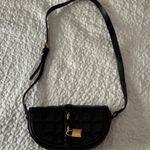 ZARA Elegant Black Quilted Shoulder Bag adjustable strap inside pocket gold lock Photo 1