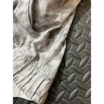 Lululemon  Bombs Away‎ Jacket Camo White Athletic Jacket Womens Size 6 reversible Photo 5