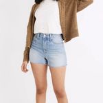 Madewell The Curvy Perfect Vintage Jean Short in Baylis Wash 26 Photo 15