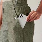 Athleta Voyager 100% Linen Shorts in Aspen Olive green Size 6 Photo 6