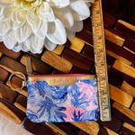 Lilly Pulitzer  ID Case Coin Purse‎ Keychain Wallet Blue Pink Gold Fabric Photo 4