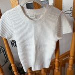 Hollister  tee shirt sweater Photo 0