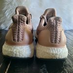 Adidas  Ultra Boost 4.0 Ash Pearl Running Shoes Women's Size 8.5 Photo 3