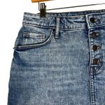 Old Navy NWT Mini Skirt Womens 12 Medium Wash Denim High Rise Frayed Hem Casual Photo 3