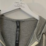 Vuori  Halo Performance Hoodie in Heather Gray L Photo 5
