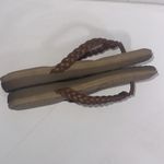 CLIFFS WHITE MOUNTAIN Gorpcore Freedom Sandal Brown Faux Suede Flip Flops Sz 8 Photo 9