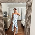 White with blue flower dress Photo 1