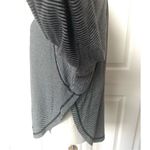 Hem & Thread  black and white long sleeved top Photo 6