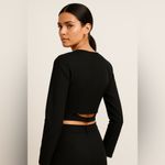 ZARA Women’s Black Pinstripe Long Sleeve Crop Top Size L NWOT Photo 1