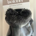 Isotoner NWT Women’s Leather Glove Photo 4