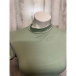 Streetwear Society Green crop top Photo 3